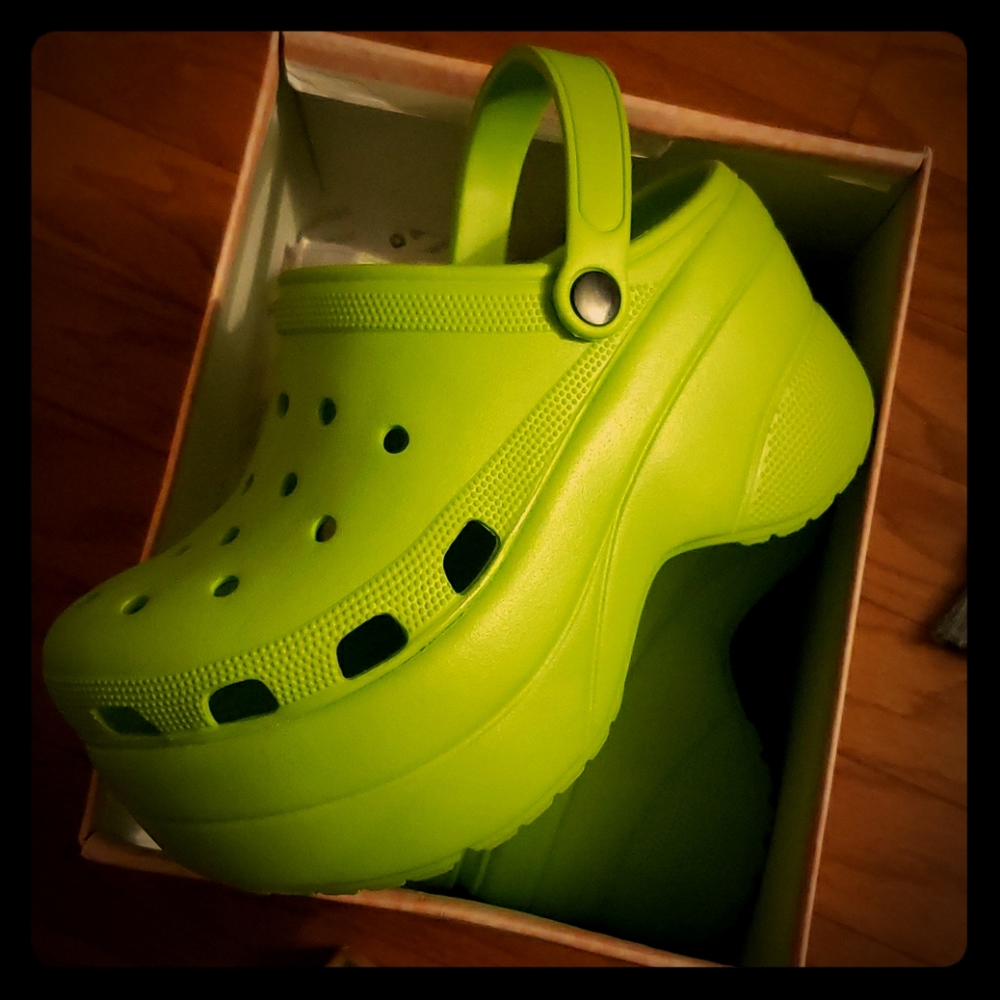 Platform Crocs